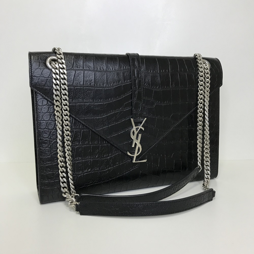 ysl silver envelope bolsa