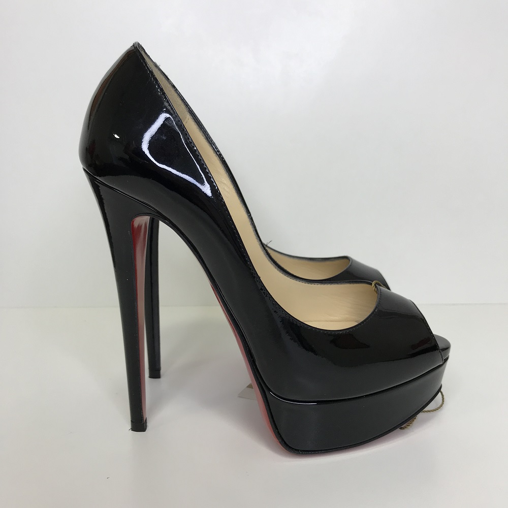 louboutin preto