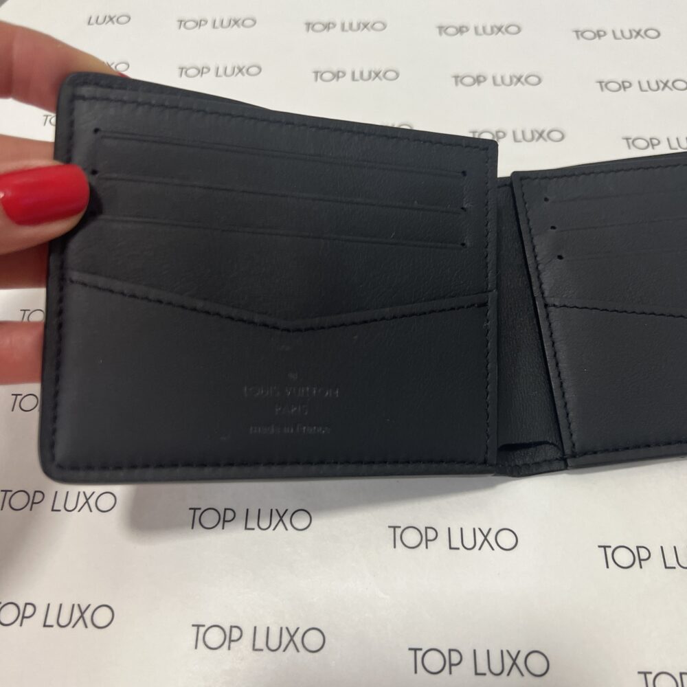 Preços baixos em CARTEIRAS masculinas Louis Vuitton Preto