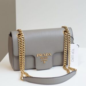 Bolsa Prada cinza small