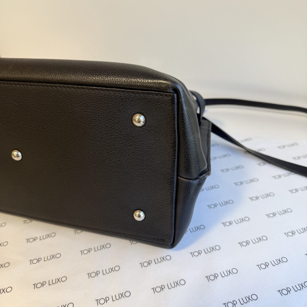 Bolsa Louis Vuitton preta Lockme Day - Image 9