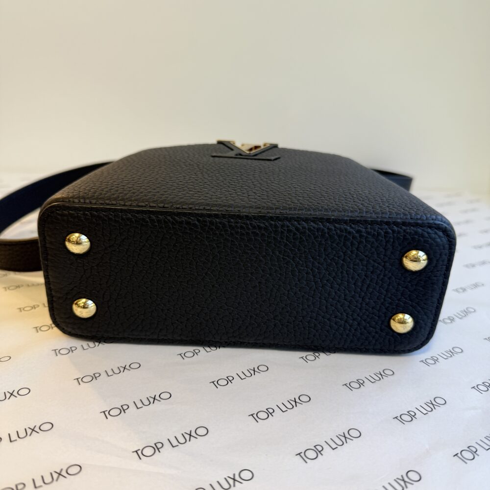 Bolsa Louis Vuitton Capucines preta mini - Image 7