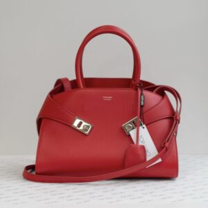 Bolsa Ferragamo vermelha Hug media