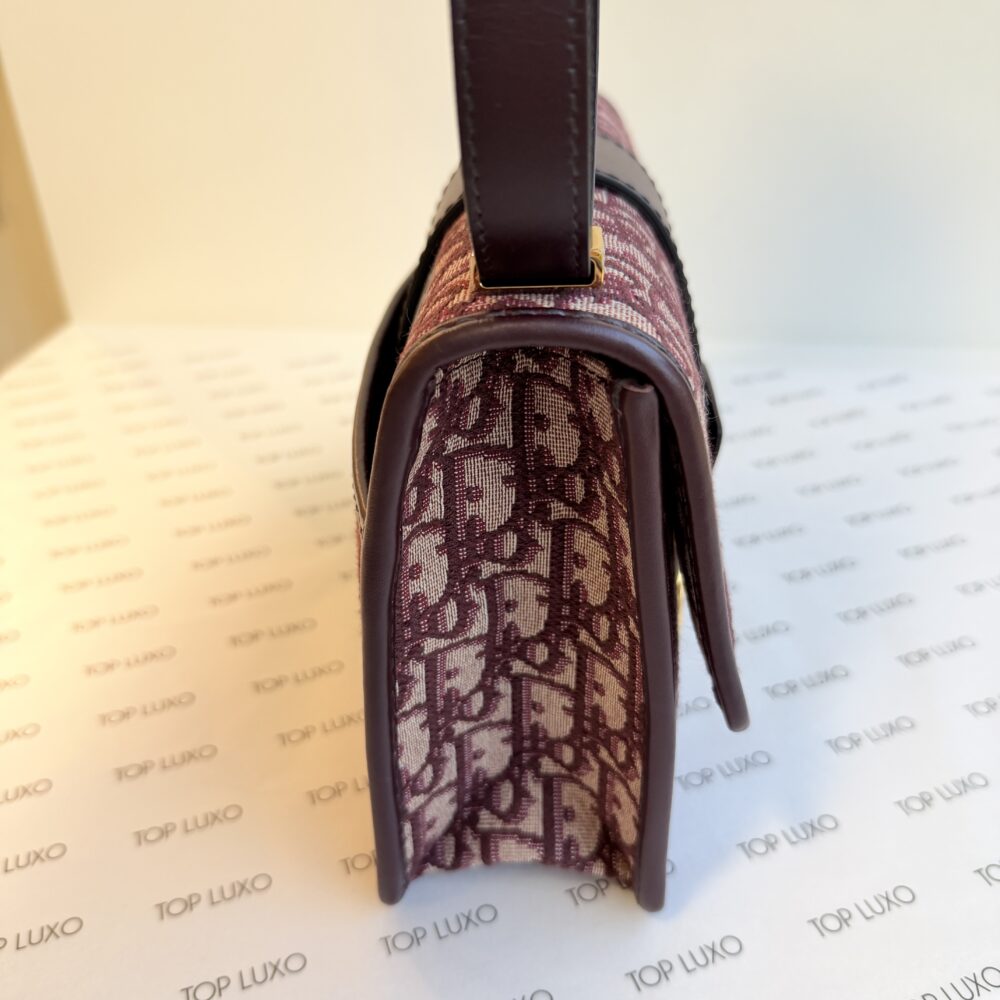 Bolsa Dior 30 montaigne oblique bordeaux - Image 7
