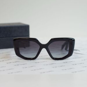 Óculos Prada preto SPR14Z