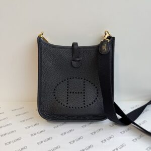 Bolsa Hermès preta Evelyne 16