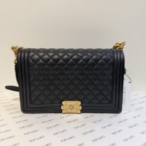 Bolsa Chanel preta Boy new media