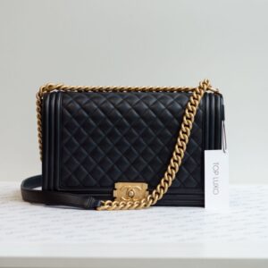 Bolsa Chanel preta Boy new media