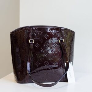 Bolsa Louis Vuitton amarante Avalon verniz