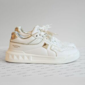 35 Valentino tenis couro branco