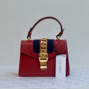 Bolsa Gucci mini Silvie vermelha
