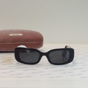 Óculos Miu Miu SMU08Y preto/branco