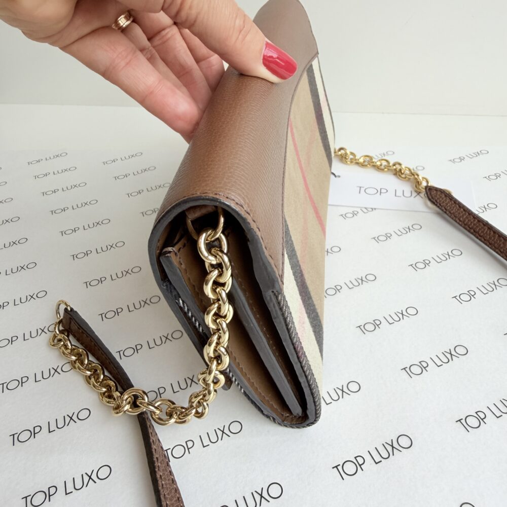 Bolsa Burberry clutch caramelo - Image 9