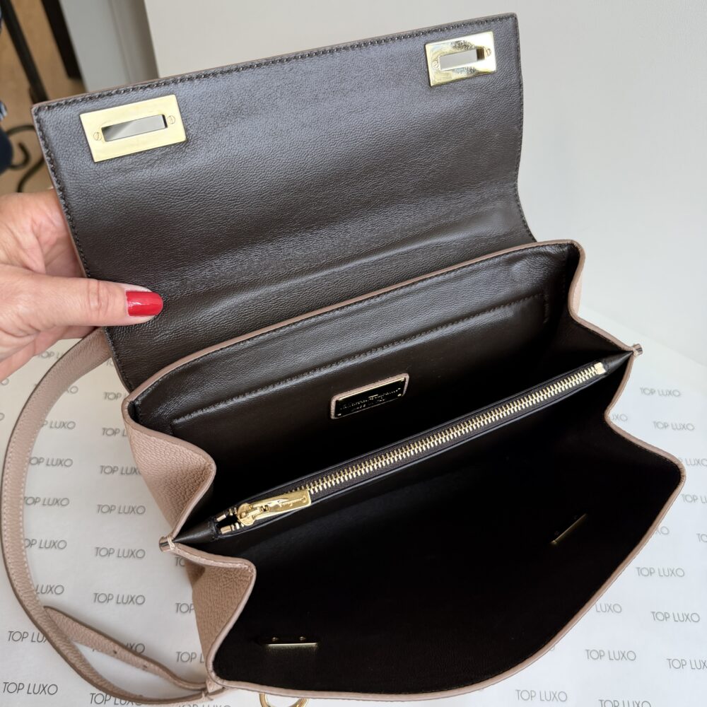 Bolsa Ferragamo nude couro - Image 13